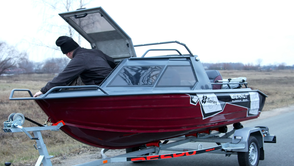 Berkut S-Cabin Standart
